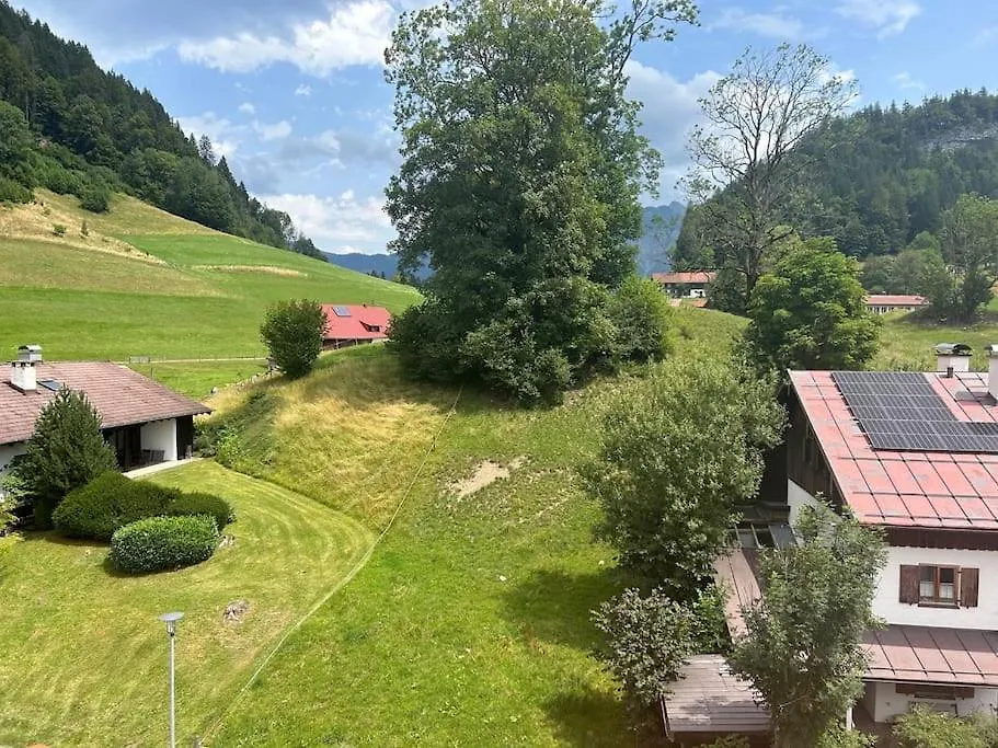 FEWO Allgäu Chalet mit Schwimmbad und Sauna-1